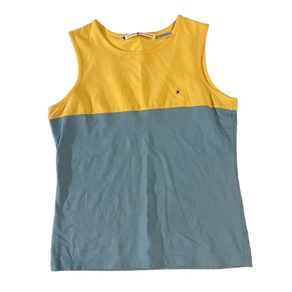 Tommy Hilfiger Tops - ✨ 3/$15 ✨Tommy Hilfiger Sleeveless Knit Shirt